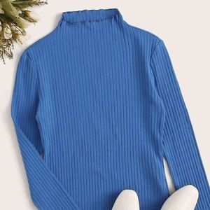 High turtle neck lettuce trim rib-knit top